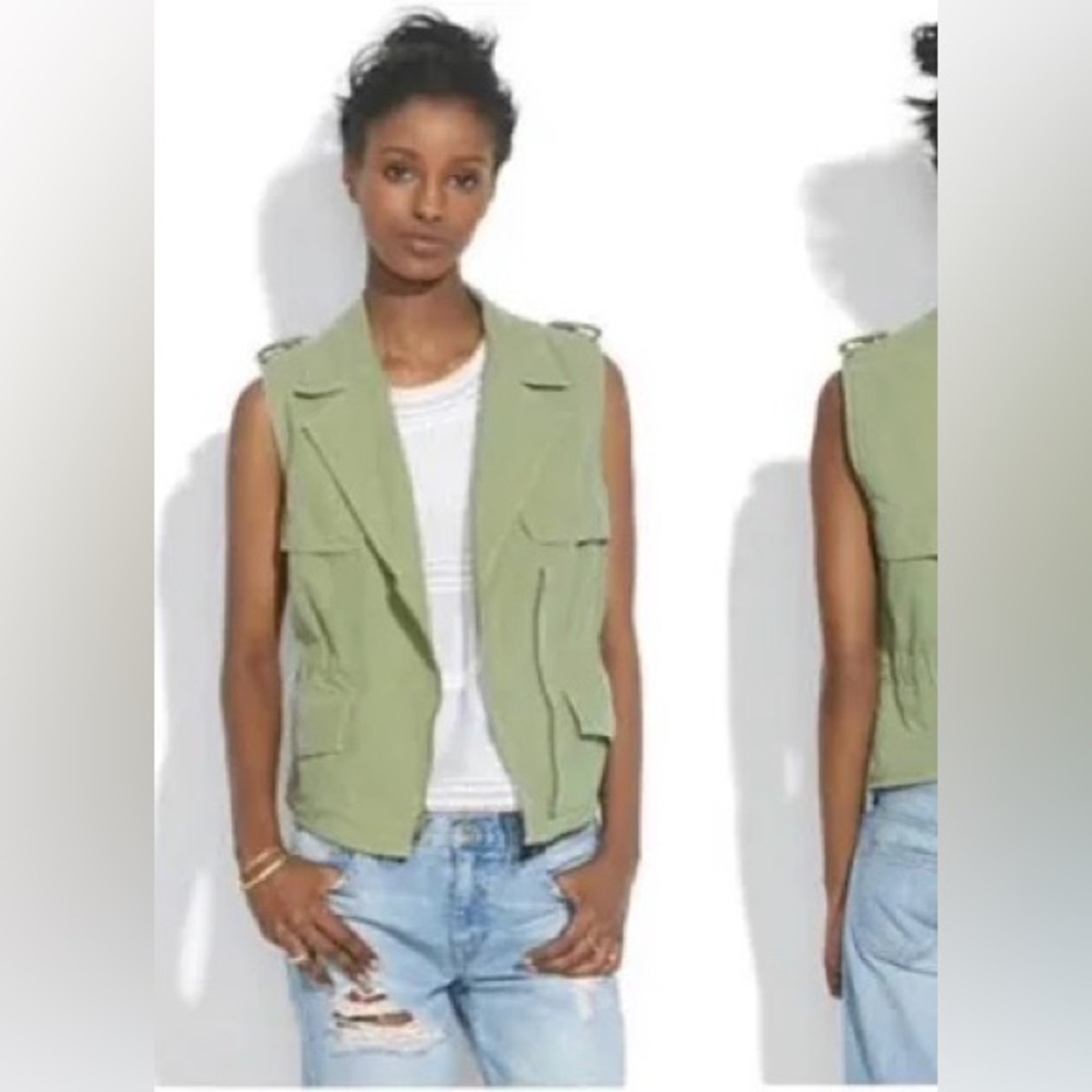 Madewell Modern Safari Utility Vest in Green Medium - Picture 1 of 5